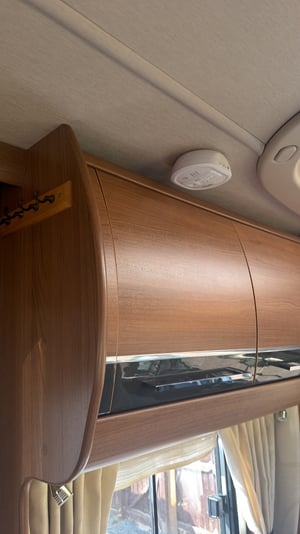 2014 Auto-Trail Dakota — photo 3 of 46