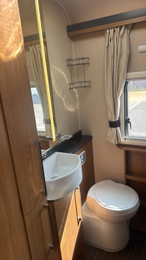 2014 Auto-Trail Dakota — photo 6 of 46