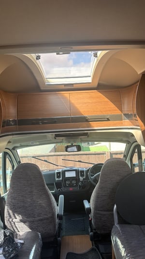 2014 Auto-Trail Dakota — photo 14 of 46