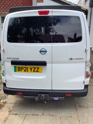 2021 Nissan eNV200 Electric — photo 3 of 9