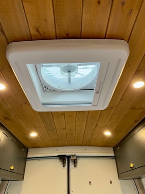 2016 Ford Transit — photo 37 of 51