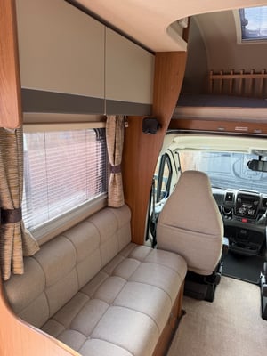 2019 Auto-Trail Tribute 726 — photo 13 of 22