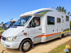 2004 Burstner T Star 695 — photo 10 of 12