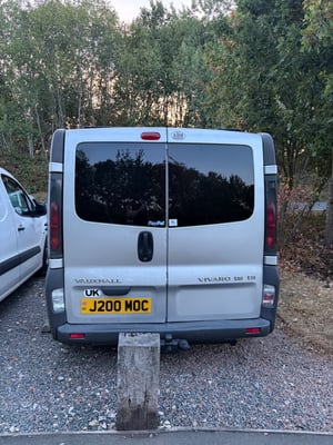 2004 Vauxhall Vivaro — photo 5 of 12
