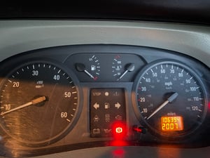 2004 Vauxhall Vivaro — photo 8 of 12