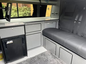 2016 Volkswagen Transporter T6 Highline — photo 11 of 28