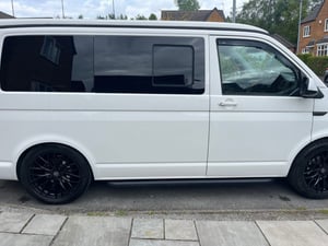 2016 Volkswagen Transporter T6 Highline — photo 3 of 28
