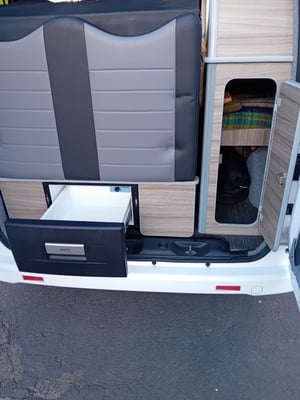 2016 Nissan NV200 — photo 3 of 18