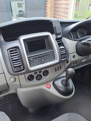 2013 Vauxhall Vivaro Campervan — photo 10 of 20
