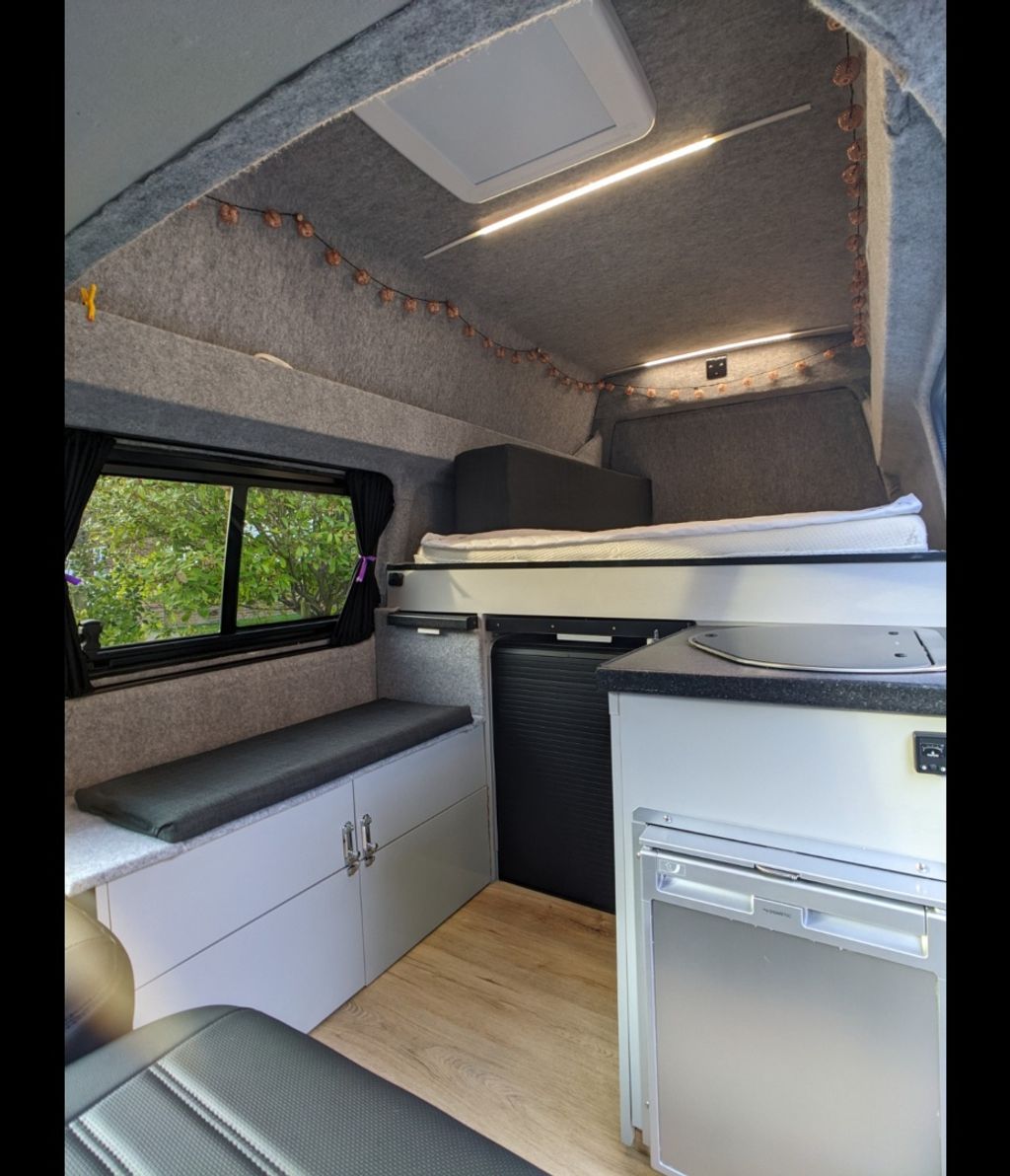 2017 Volkswagen Transporter - Image 8