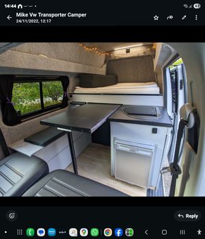 2017 Volkswagen Transporter — photo 9 of 16
