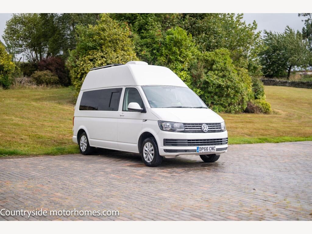 2017 Volkswagen Transporter - Image 1