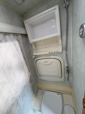 2001 Auto-Sleepers Executive — photo 23 of 24