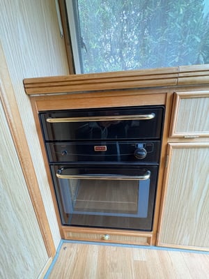 2001 Auto-Sleepers Executive — photo 16 of 24