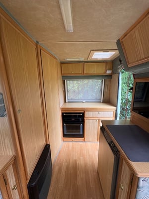 2001 Auto-Sleepers Executive — photo 17 of 24