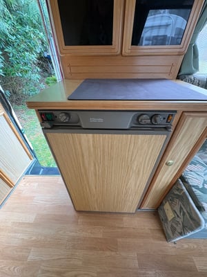 2001 Auto-Sleepers Executive — photo 22 of 24