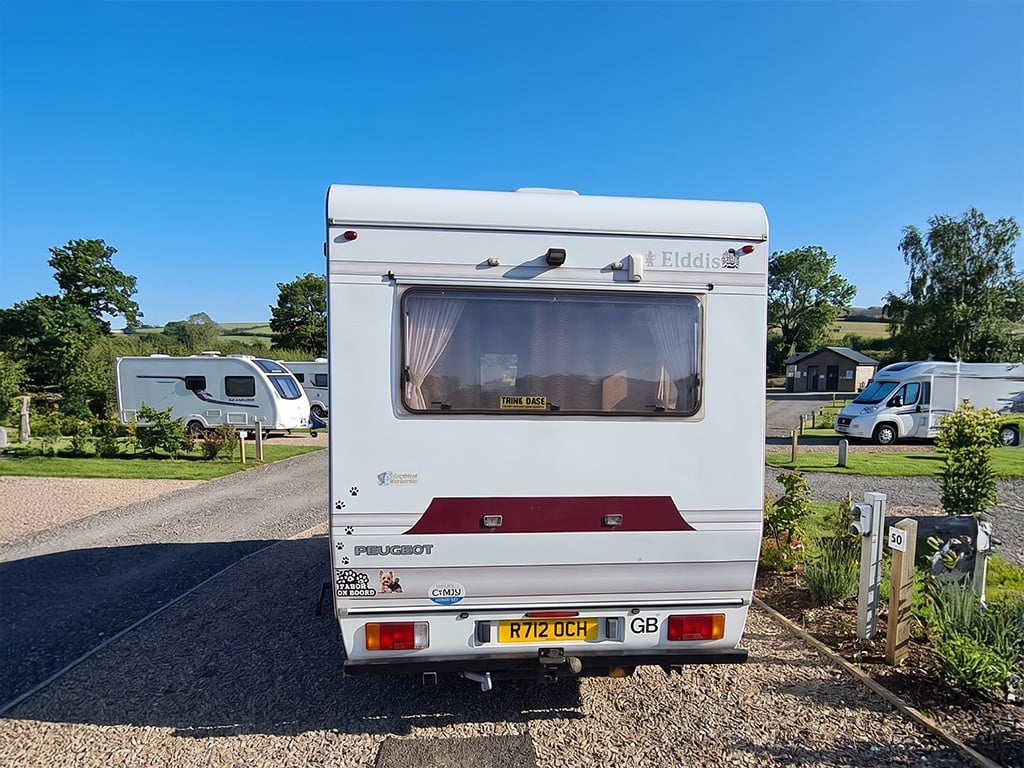 1997 Elddis Autoquest 100 - Image 1