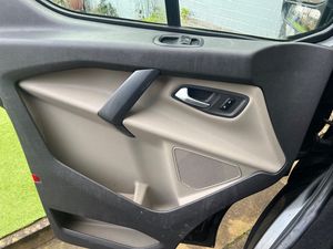 2017 Ford Custom Tourneo — photo 31 of 67