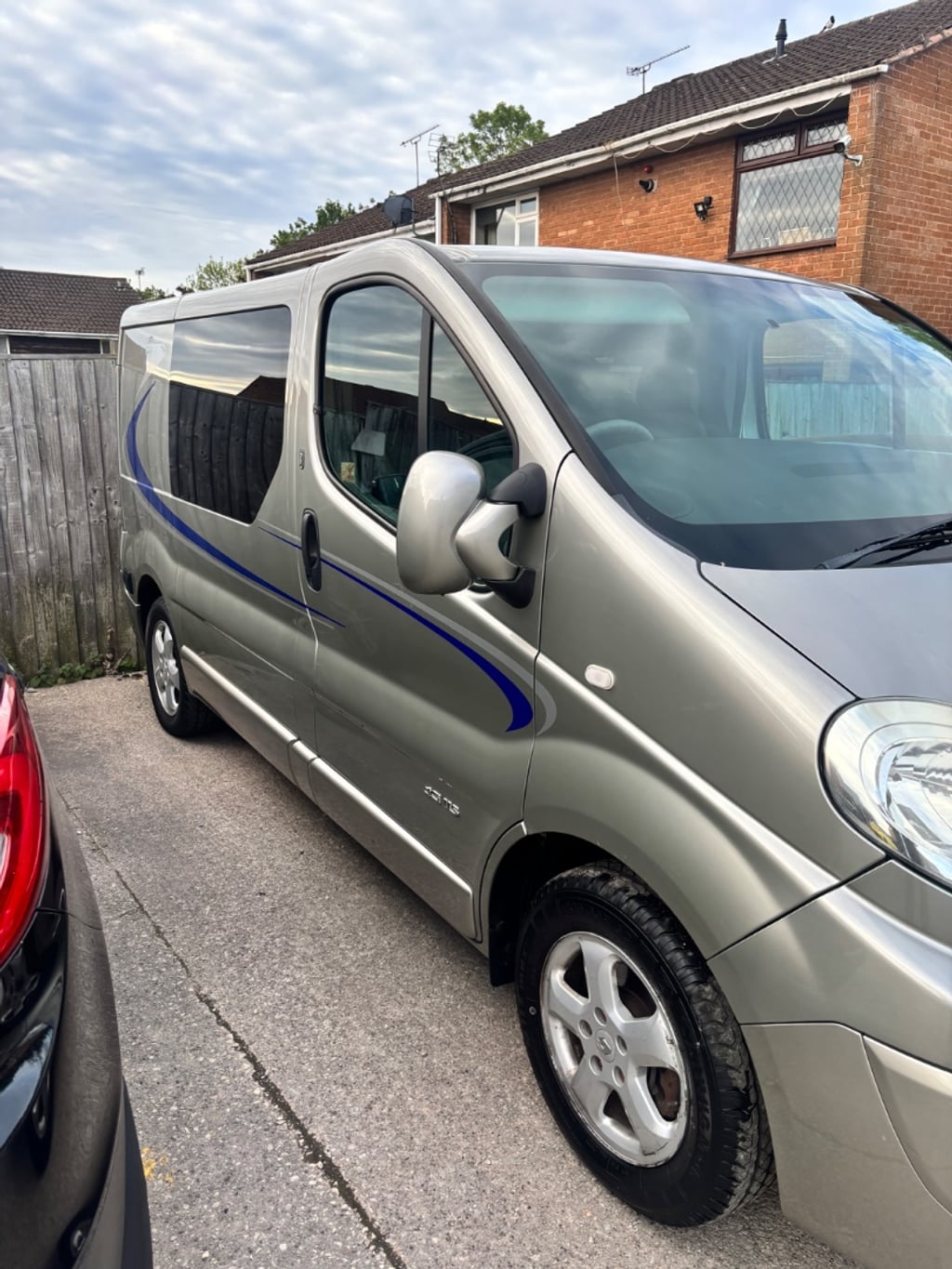 2009 Renault Trafic - Image 1