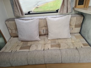 2013 Elddis Majestic 155 — photo 9 of 25