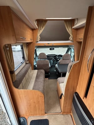 2012 Autotrail Tribute T-720 Sport — photo 12 of 17