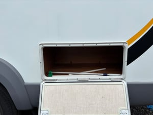 2012 Auto-Trail Tribute T-720 Sport — photo 22 of 36