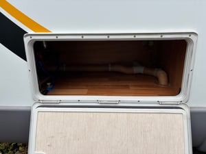 2012 Auto-Trail Tribute T-720 Sport — photo 29 of 36