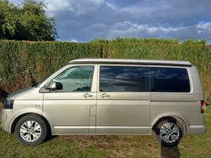 2015 Volkswagen Transporter T5.1 Highline — photo 7 of 29