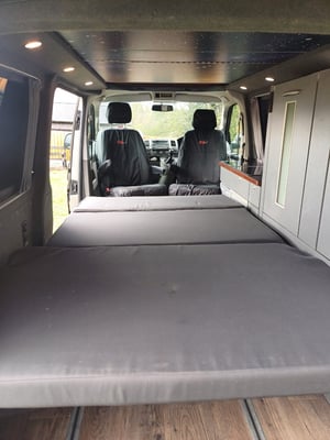 2015 Volkswagen Transporter T5.1 Highline — photo 23 of 29