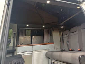2015 Volkswagen Transporter T5.1 Highline — photo 18 of 29