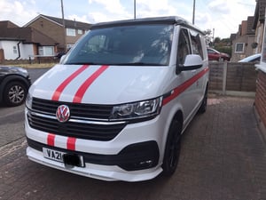 2021 Volkswagen T6.1 T32 — photo 4 of 12