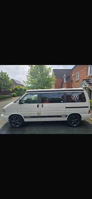 2002 Volkswagen Caravelle — photo 6 of 14