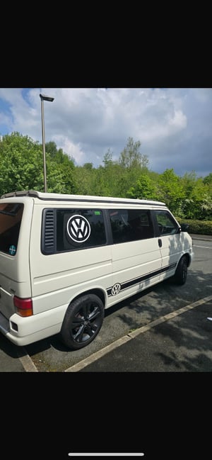 2002 Volkswagen Caravelle — photo 9 of 14