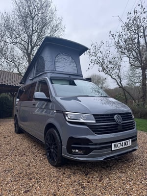 2024 Volkswagen T6.1 Automatic — photo 18 of 23