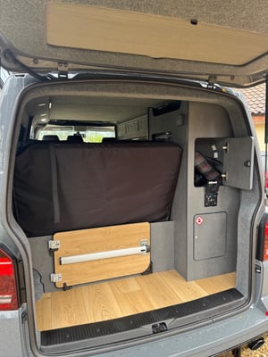 2024 Volkswagen T6.1 Automatic — photo 22 of 23