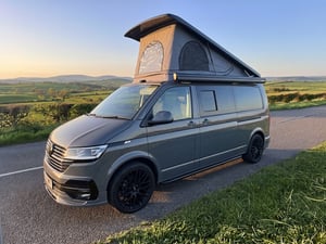 2024 Volkswagen T6.1 Automatic