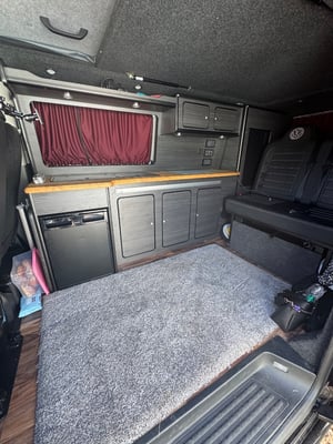 2020 Volkswagen T6.1 Campervan — photo 4 of 11