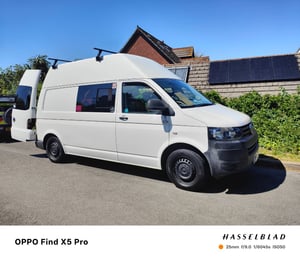 2015 Volkswagen Transporter T5 — photo 1 of 15