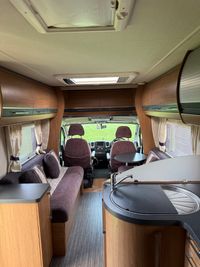 2012 Auto-Trail Comanche - Image 2