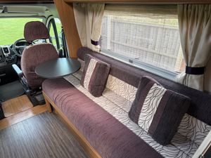 2012 Auto-Trail Frontier Comanche — photo 12 of 16