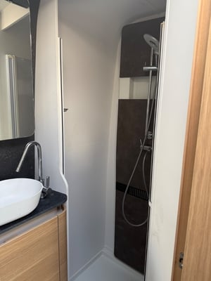 2021 Adria Coral 670 — photo 16 of 20