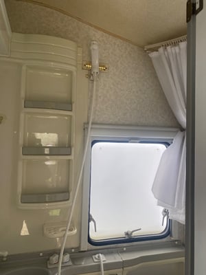 1999 Lunar Roadstar 570L — photo 12 of 18