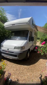 1999 Lunar Roadstar 570L - Video