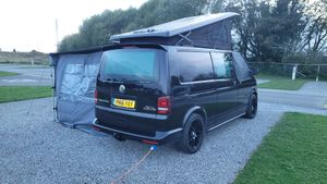 2016 Volkswagen Transporter T5 — photo 5 of 16