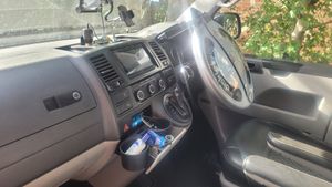2016 Volkswagen Transporter T5 — photo 6 of 16