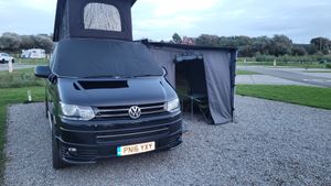 2016 Volkswagen Transporter T5 — photo 11 of 16