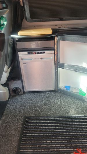 2016 Volkswagen Transporter T5 — photo 14 of 16