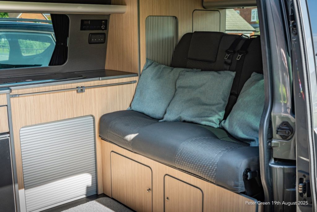 2011 VW Transporter T28 - Image 10