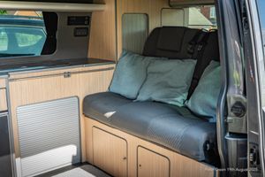 2011 VW Transporter T28 — photo 9 of 20