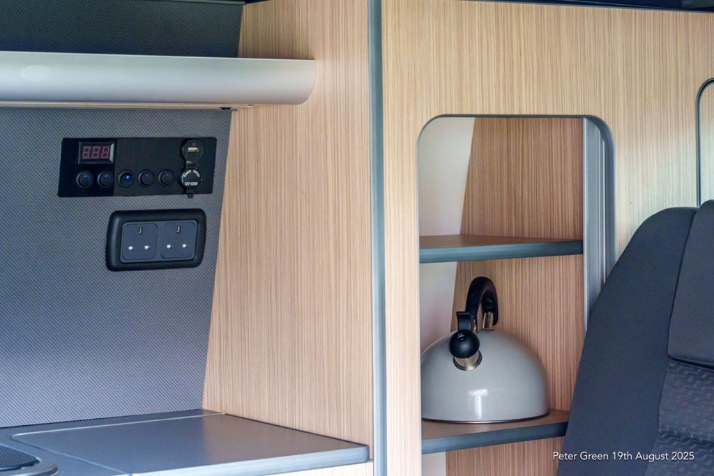 2011 VW Transporter T28 - Image 19